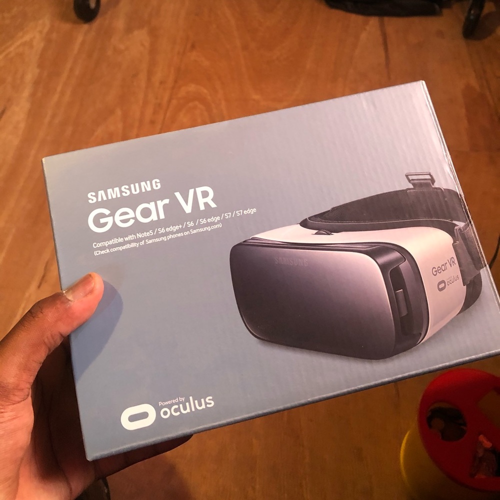 Samsung Gear VR Oculus Headset
